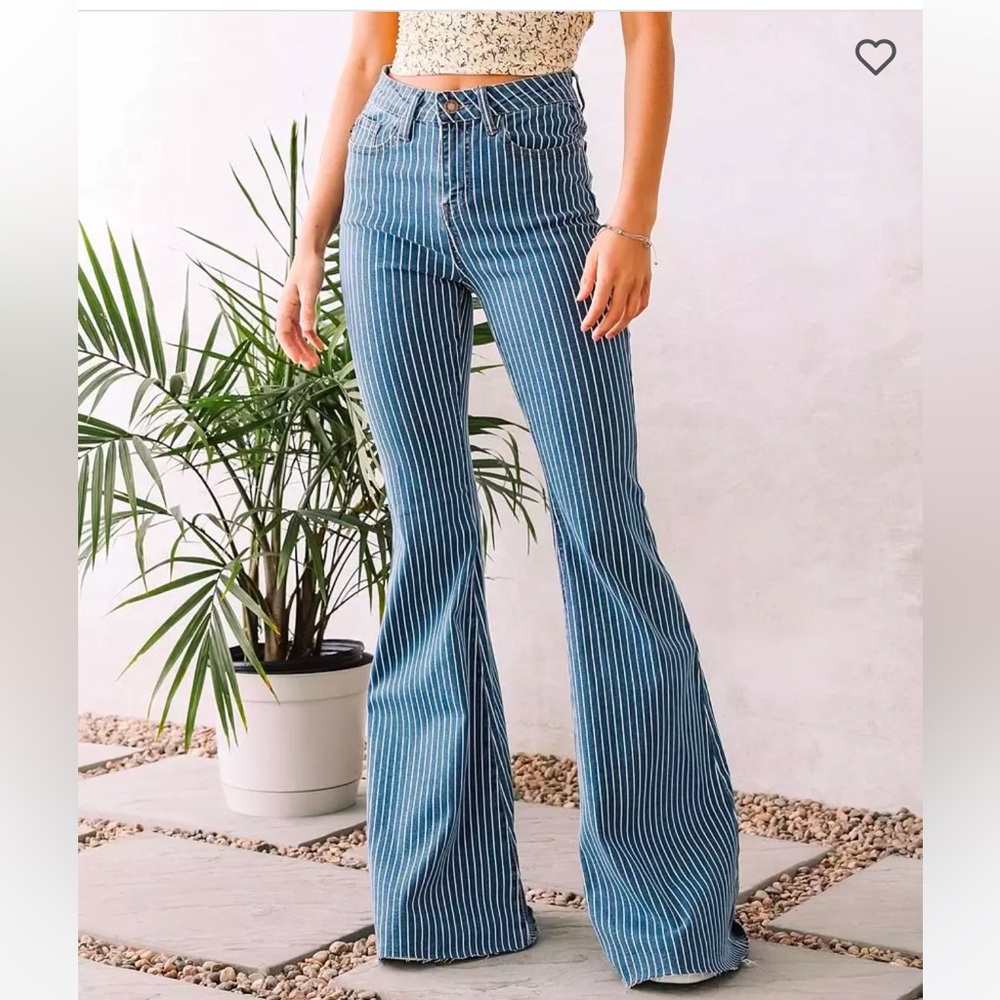 Judy Blue super flares 13/31